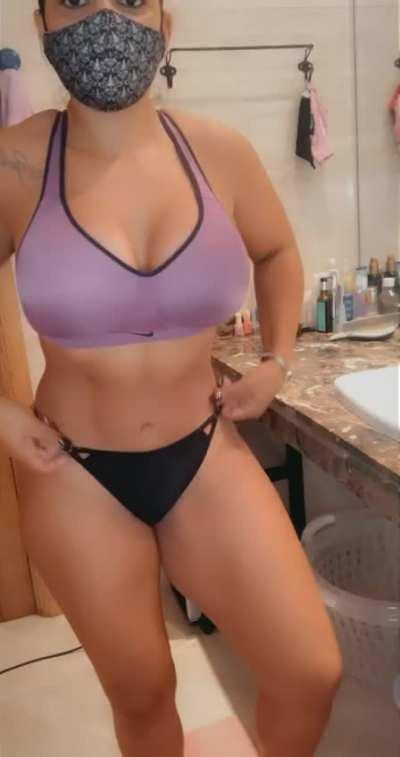 Would you fuck my mom booty or my mom boobs ? f40