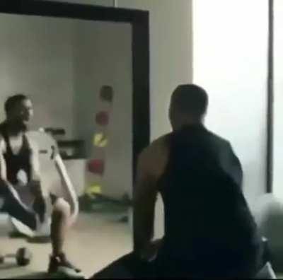 This song is way too underrated🤦‍♂️Drake was in his prime when he made this