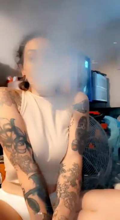 Someone please just take this camera away from me 😂