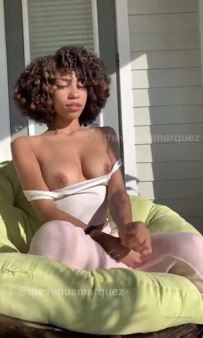 V€nu$ Ⓜ️@rqu€z