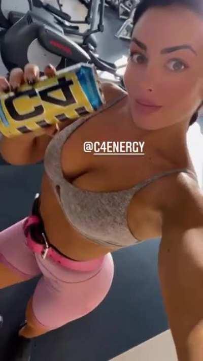 Mandy Rose Insta Story