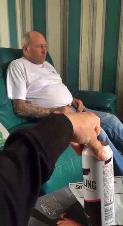 Luv a kip, but luv carlin more