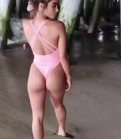Natural booty