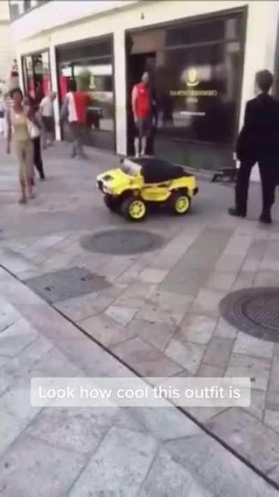 look how cool this outfit is bro