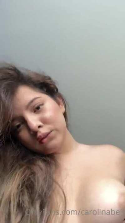 Carilina bell 🤤