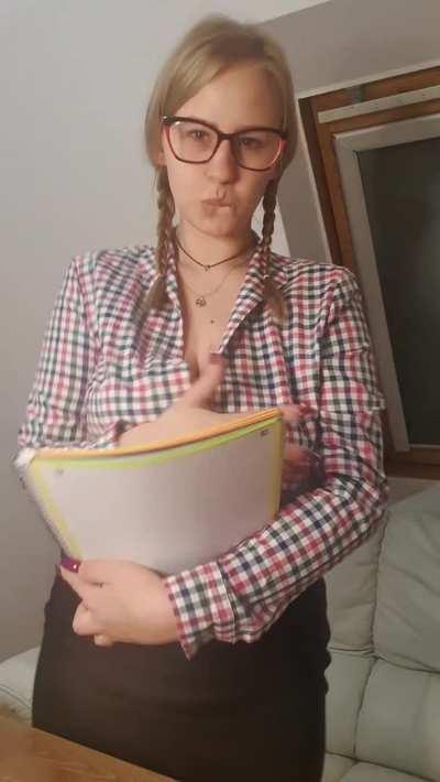 Very quick bouncing in the office because I literally had seconds...heh