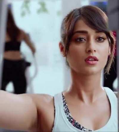 Wanna bury my face under her sweaty and meaty pits..uff ileana! 😩🤌
