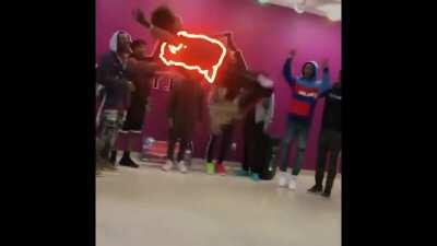 His moves+editing is so smooth