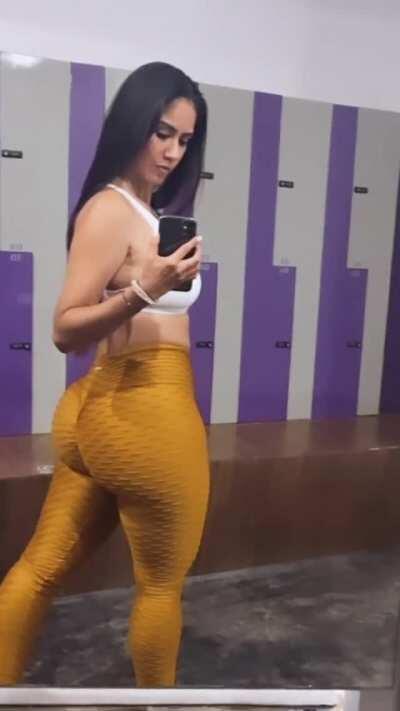 Thank You Sofia For Showing Off That Big Ass