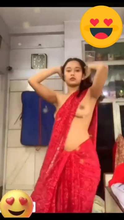 🥵Extremely cute girl being horny for her long distance BF😍💦total 2 videos 🔥link in comment ⬇️