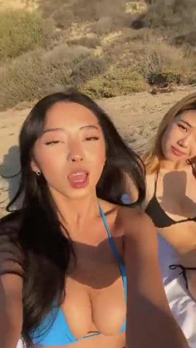 She even into frank ocean 🤍