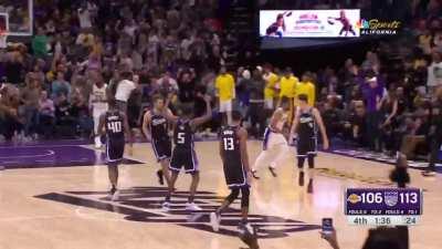 [Highlight] Keegan Murray drills the transition 3; he's hit all 3 of his 3s since the Mike Brown spat