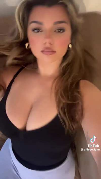 @allieee_lynn