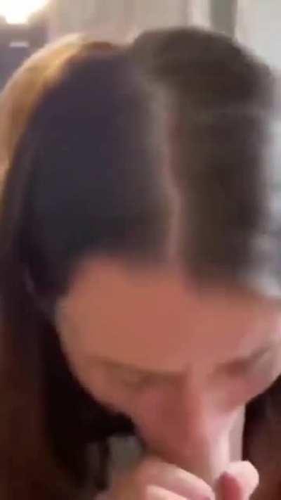 finishing in her mouth