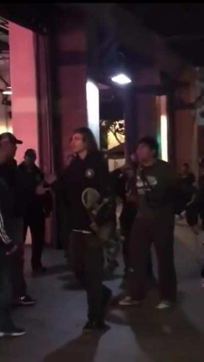 Гопоту отделали