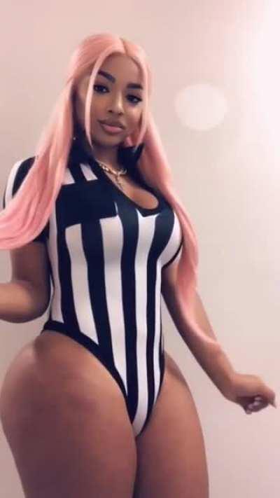 Sexy ref!