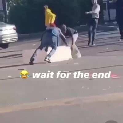 Stole the pharmacy cat 2 safe. They gonna be eating good