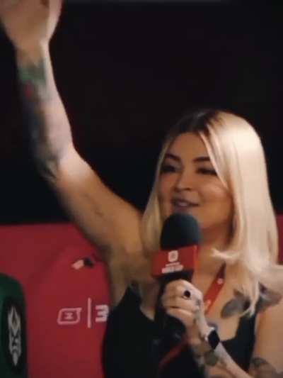 capri mi regalo de navidad plis 💔💔