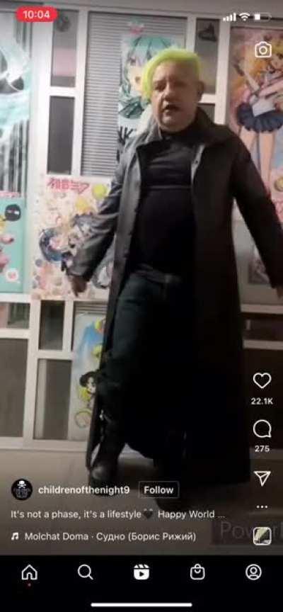 Adult goth/emo (read caption)