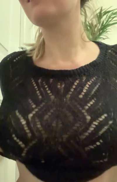 Reveal and drop - so hot! [f]