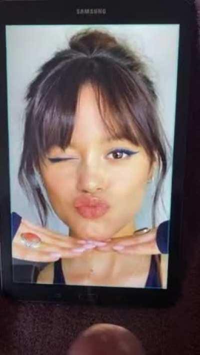 First time ever cumming to Jenna Ortega