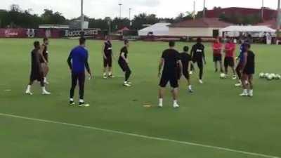 Rondo Training under Mourinho vs under Ole