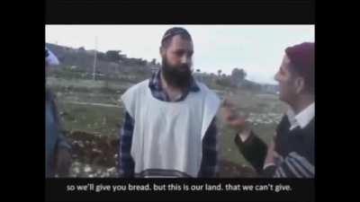 Israeli settler goes full retard: 