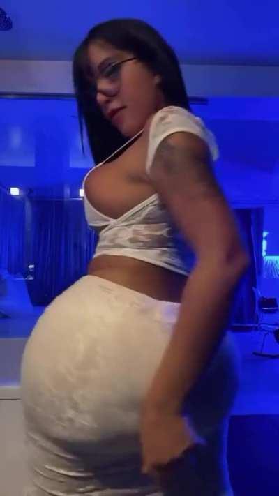 Creamyjuicy Backshot !