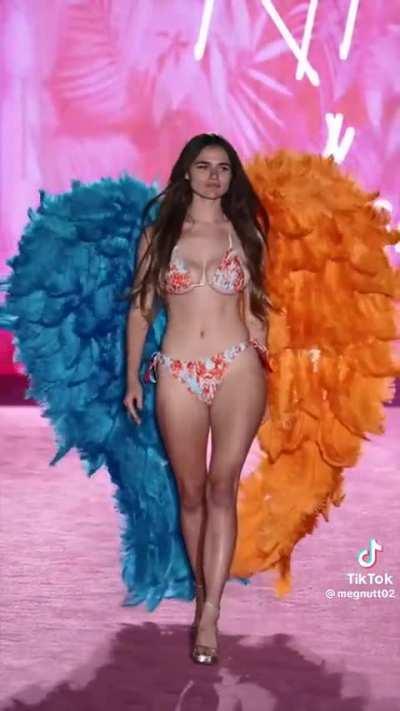 It's a great morning to be alive 😍!!! @megnutt02