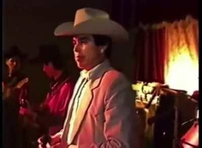 Chalino Sanchez gets passed a note from the cartel saying he will be killed as soon as he walks out,and he keeps singing anyways.(He was murdered later that night)
