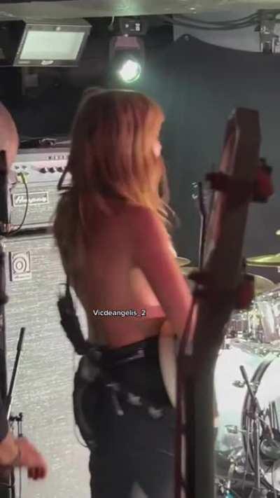 Victoria De Angelis - MÃ¥neskin