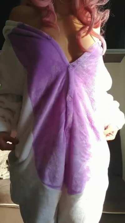 This for the 2 or 3 redditors who sorted by new. Thanks 💕