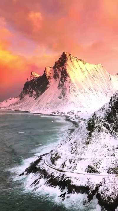 Lofoten in winter is a place-where you slow down,see deeper,and create the kind of imagesthat stay with.