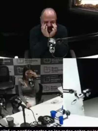 Periodismo militante: Baby Etchecopar, al borde del llanto en su programa de radio: 