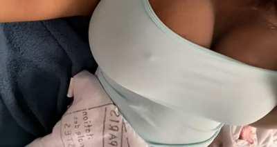 Staying in bed all day could be a good idea~