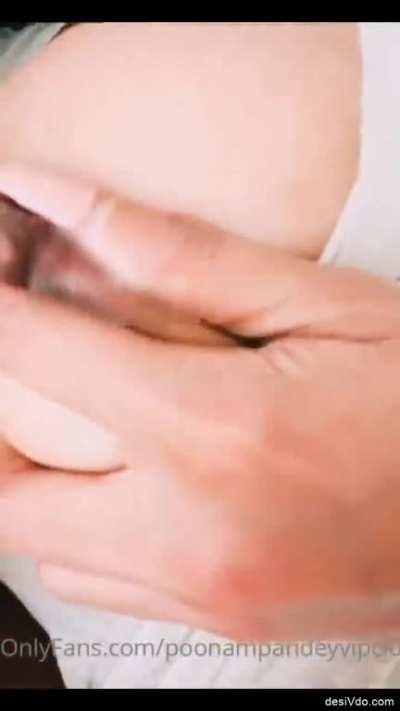 Poonam Pandey take tits out and records