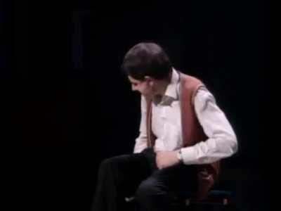 Mr. Bean live invisible drum, 1991.