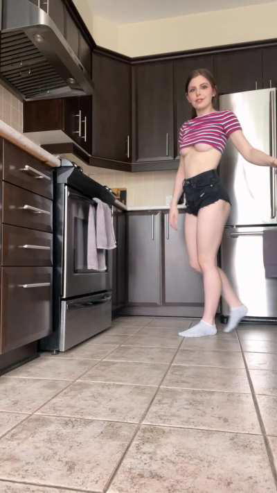 oh are u in here looking for a snack? 😱 Here's 50% off my OF 👇 cum get ur tasty treat! 😈🍆💦