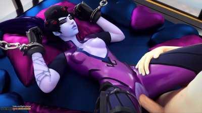 Widowmaker in chains (Cakes, Audiodude)
