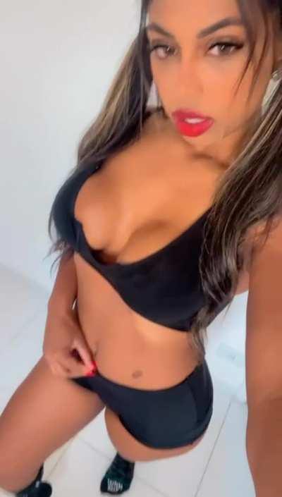 Are you into busty cuties like me?