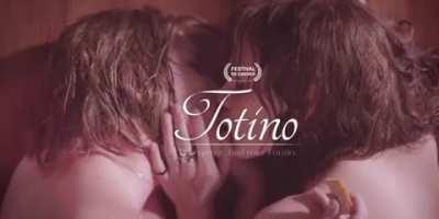 Kristen Stewart & Vanessa Bayer - SNL