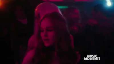 This Cheryl and Toni scene felt like a fantasy