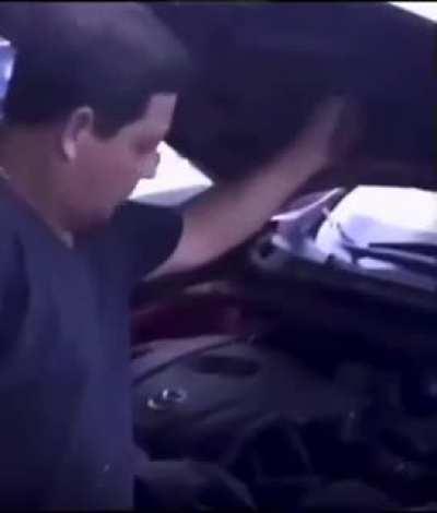 Forgot the cable to jumpstart the car don't worry