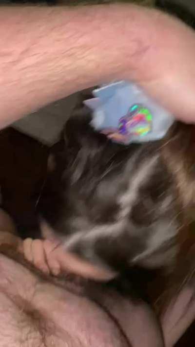 Make sure sound is on so you can hear how well she sucks me