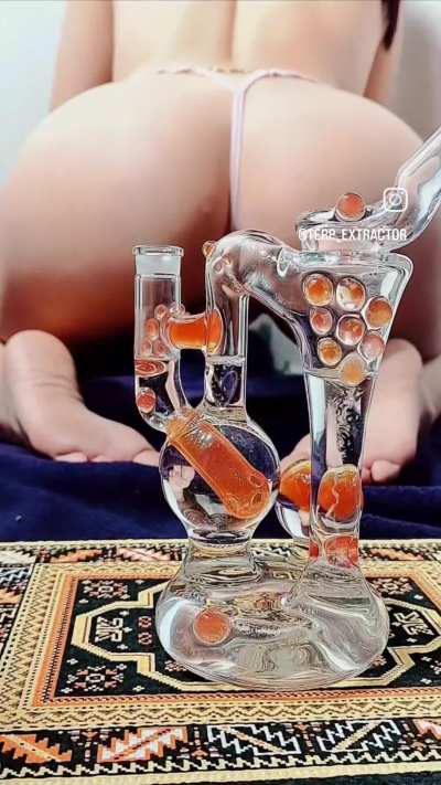 Some dabs and ass to start the day off right