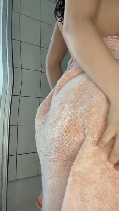 am I girlfriend or wife material?