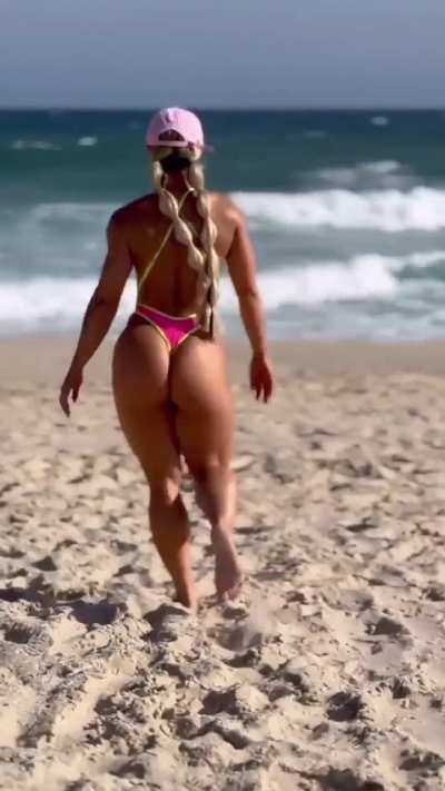 Vivi Winkler | @viviwinkler