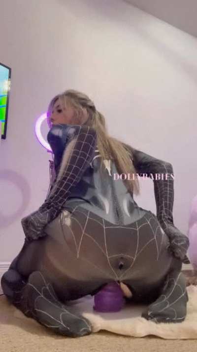 message me “tentacle” 🐙💗