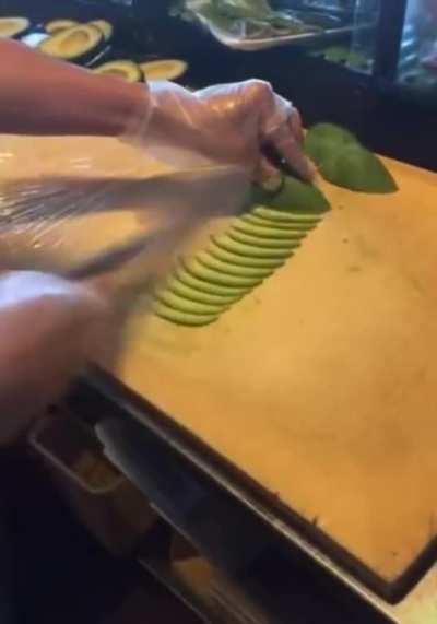 Slicing avocado