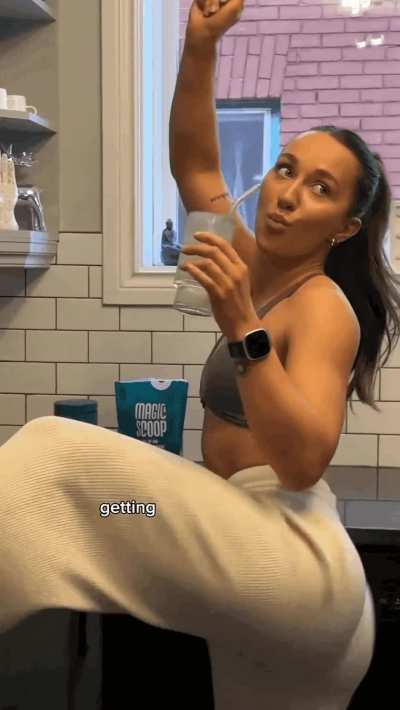 Jacey Lynne BBCan10
